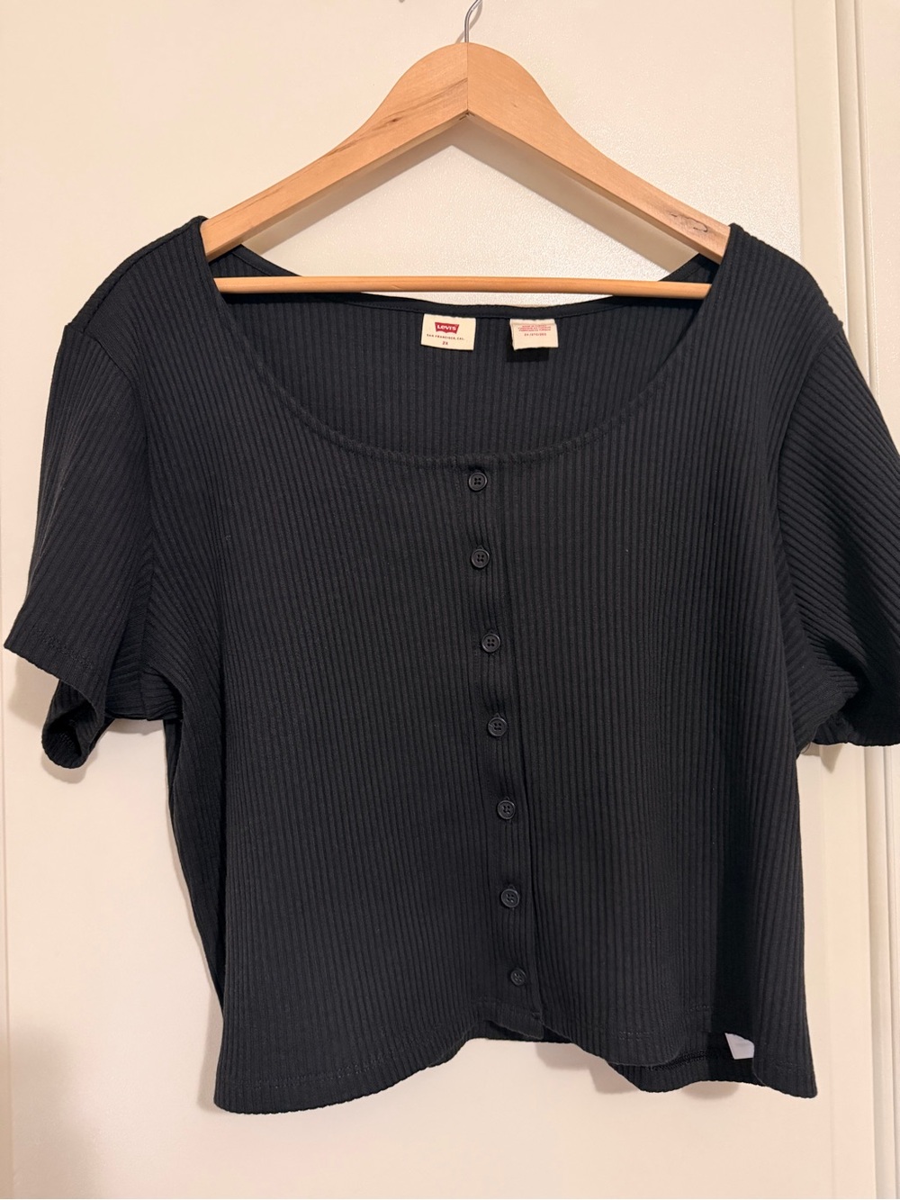 Levi's Charcoal Gray almost Black Ribbed Button-Front Crop Top